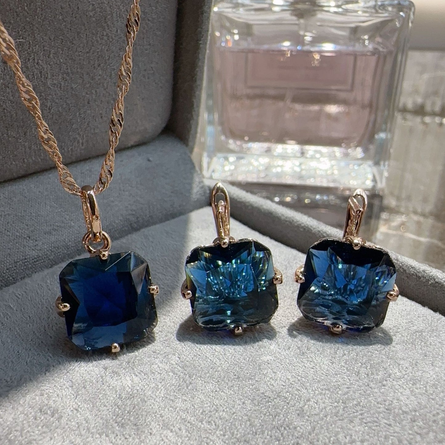 Ornament Sapphire Earrings And Necklace Set