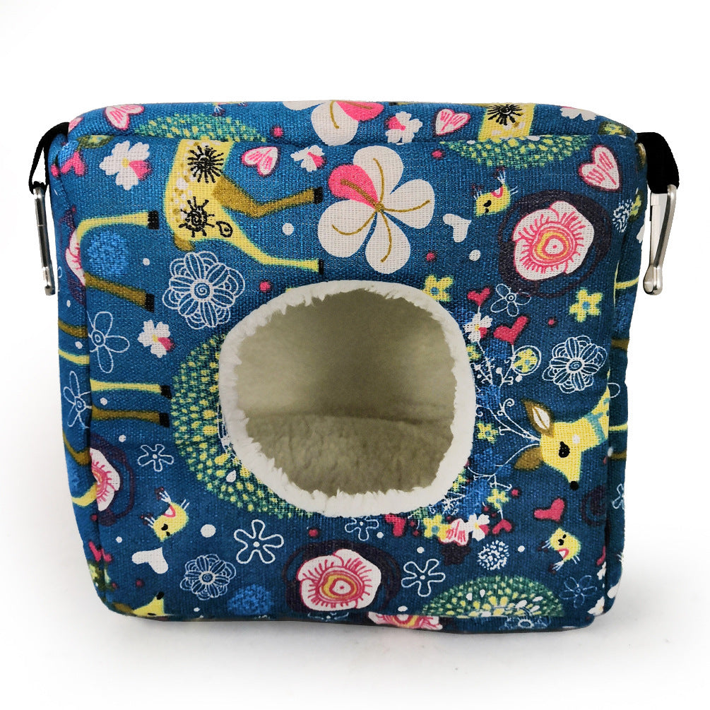 Parrot Birds Stay Warm In The Winter Cotton Nest