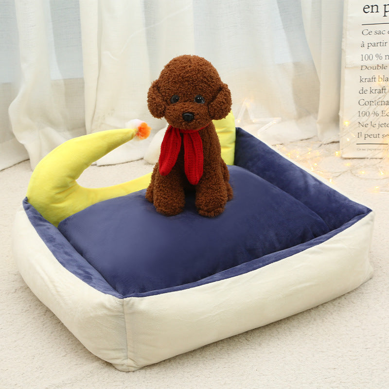 Moon pet nest