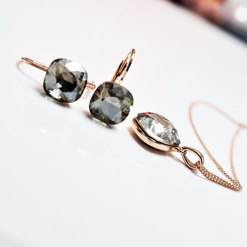 Austrian Crystal Women's Fashionable Earrings