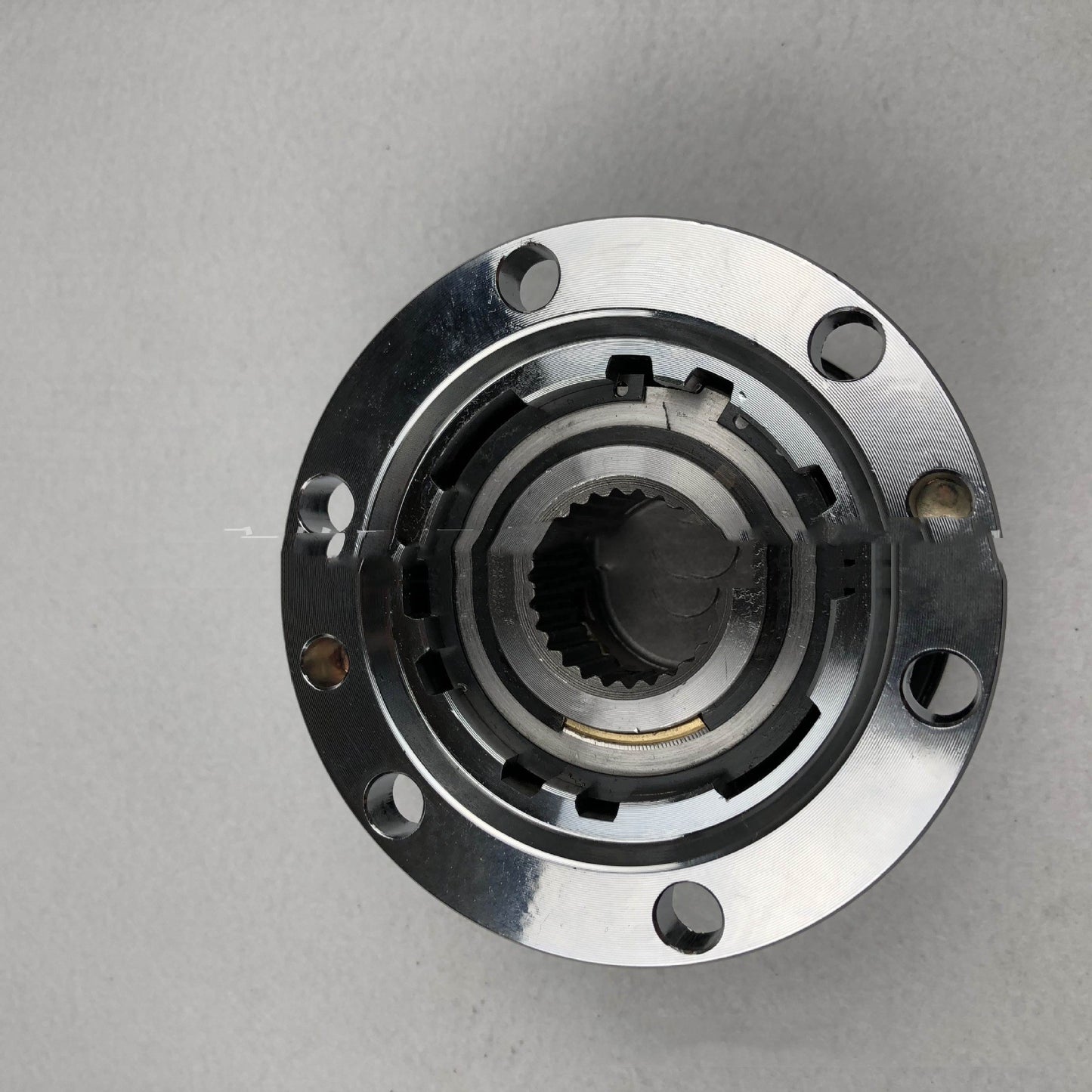 Household Automotive Parts Operated Front Wheel Clutch