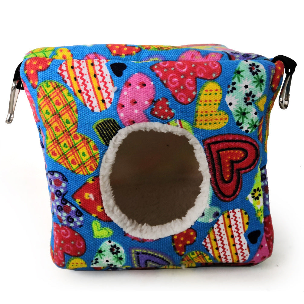 Parrot Birds Stay Warm In The Winter Cotton Nest